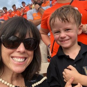 Meet your Posher, Allison